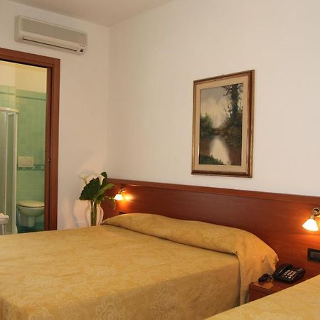 ביביונה Hotel Gran Venere Beach 3 Superior מראה חיצוני תמונה